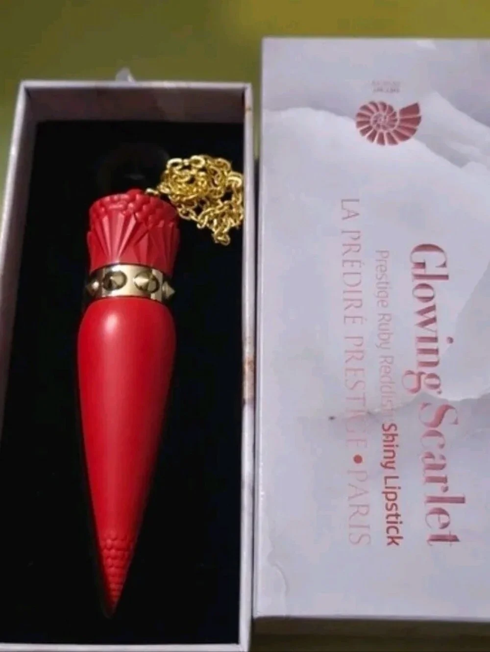 Beautiful Scarlet Red Lipstick in Stunning Case